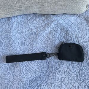 lululemon athletica Black Key & Card Holder